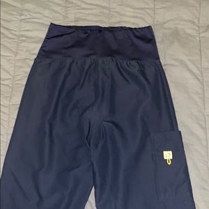 Maternity scrub pants